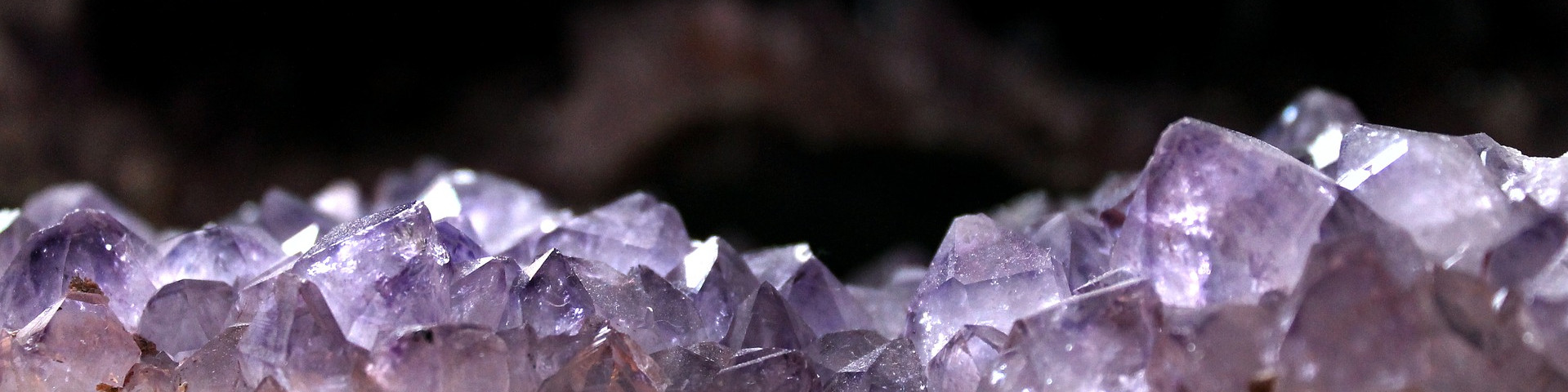 Crystal courses at Gaia School of Natural Health